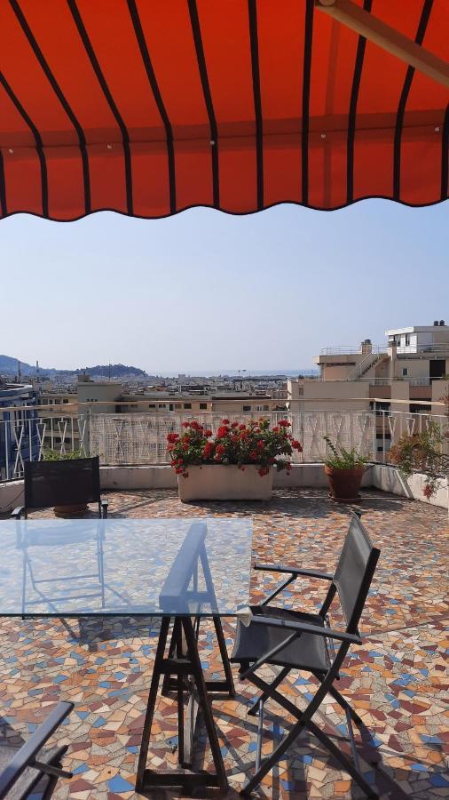 Villa Sur Le Toit Nizza Exterior foto